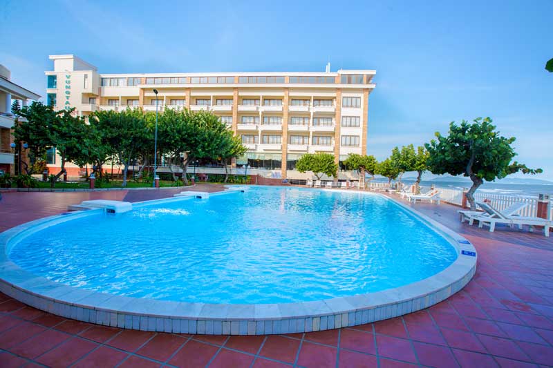 Hồ bơi nước mặn - nước ngọt tại Vung Tau Intourco Resort